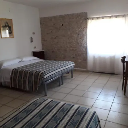 بيت ضيافة Della Cupa